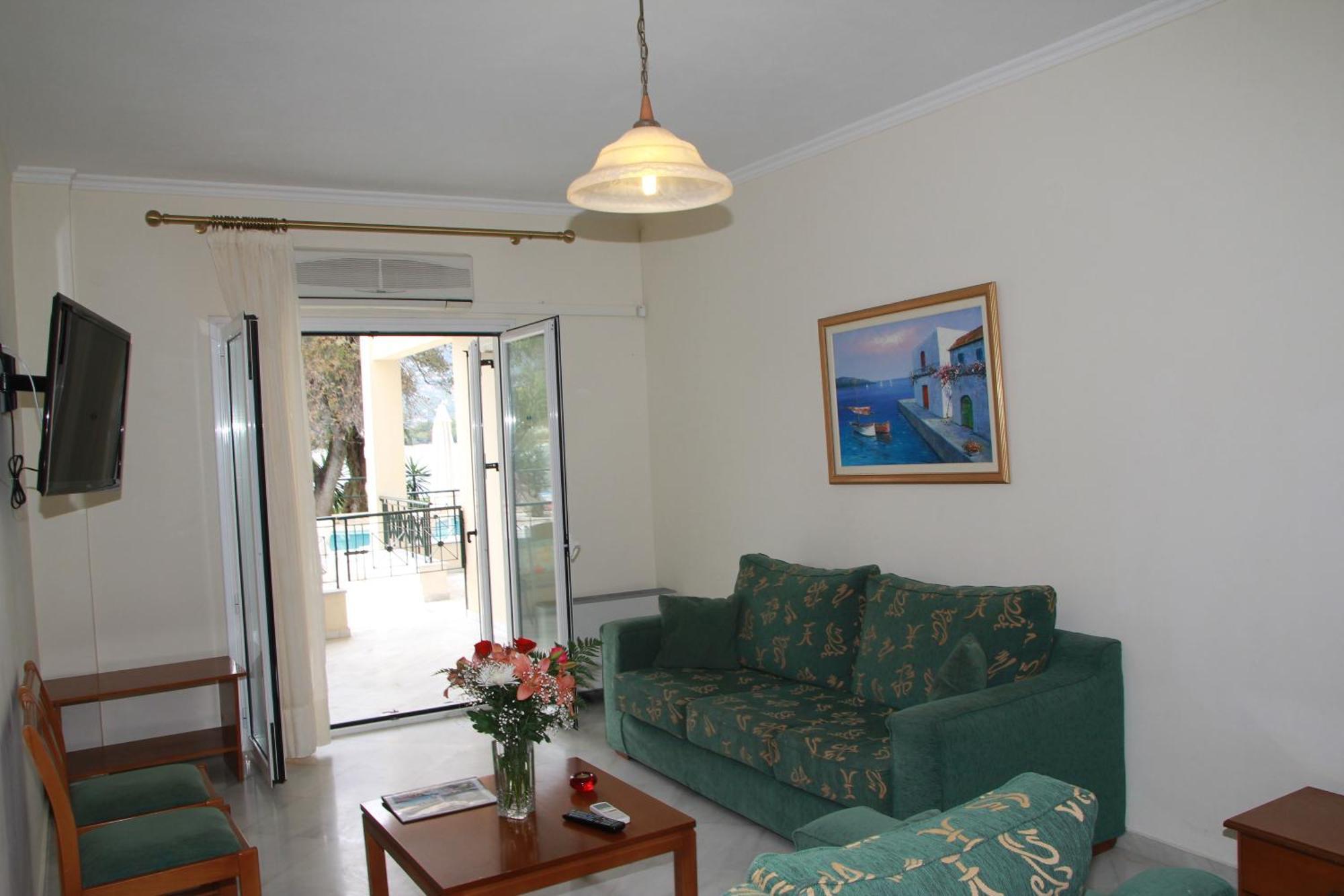 Saint Nicholas Beach Resort 다시아 외부 사진