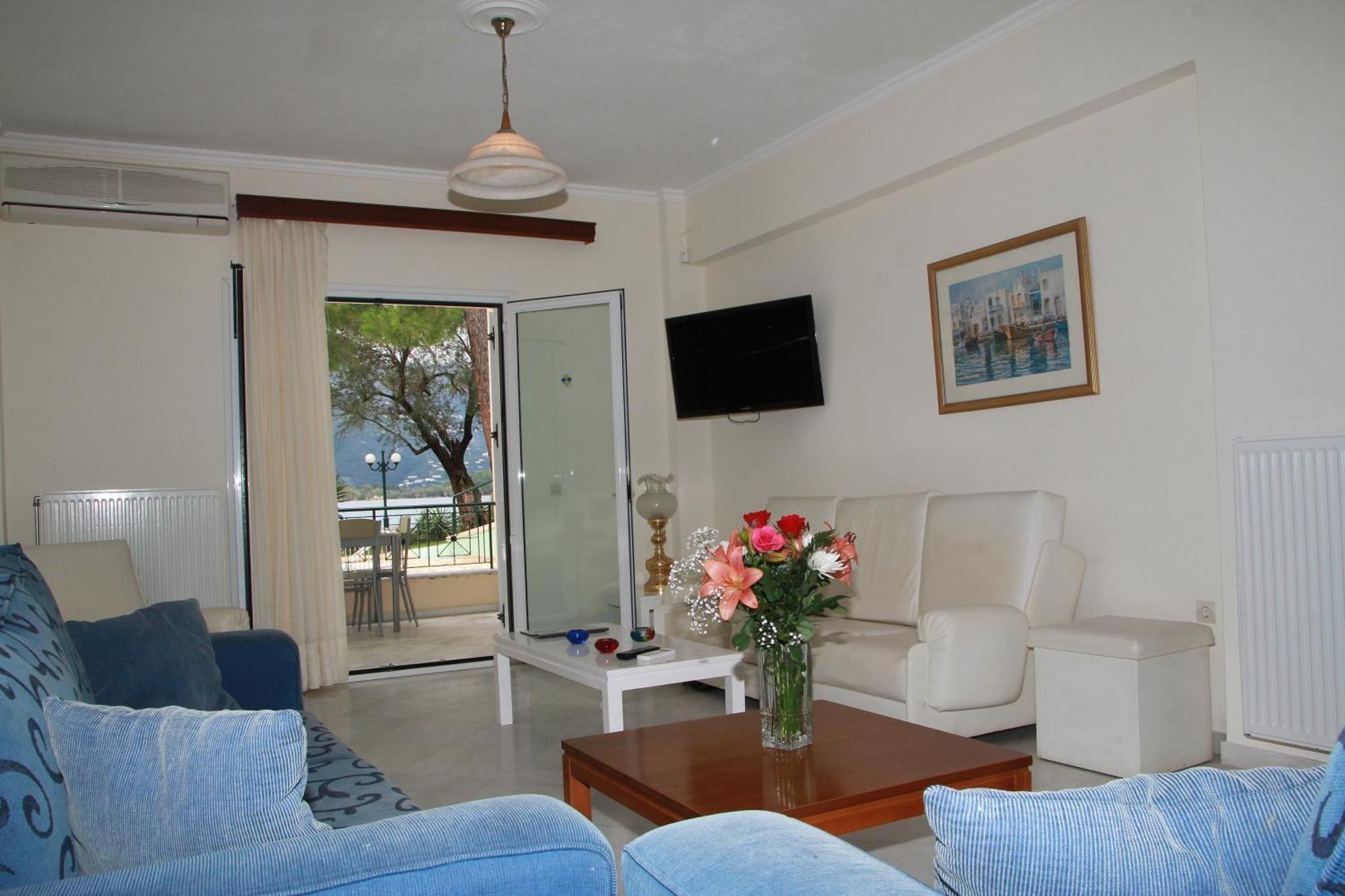 Saint Nicholas Beach Resort 다시아 외부 사진